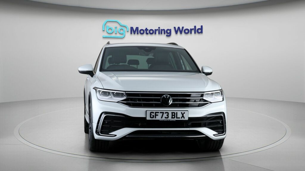 Volkswagen Tiguan 1.5 Etsi 150 Elegance Launch Edition Dsg White #2