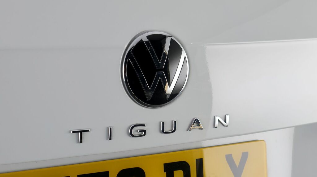 Volkswagen Tiguan 1.5 Etsi 150 Elegance Launch Edition Dsg White #22