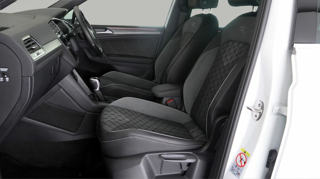 Volkswagen Tiguan 1.5 Etsi 150 Elegance Launch Edition Dsg White #13