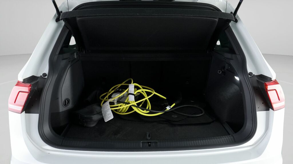 Volkswagen Tiguan 1.5 Etsi 150 Elegance Launch Edition Dsg White #16