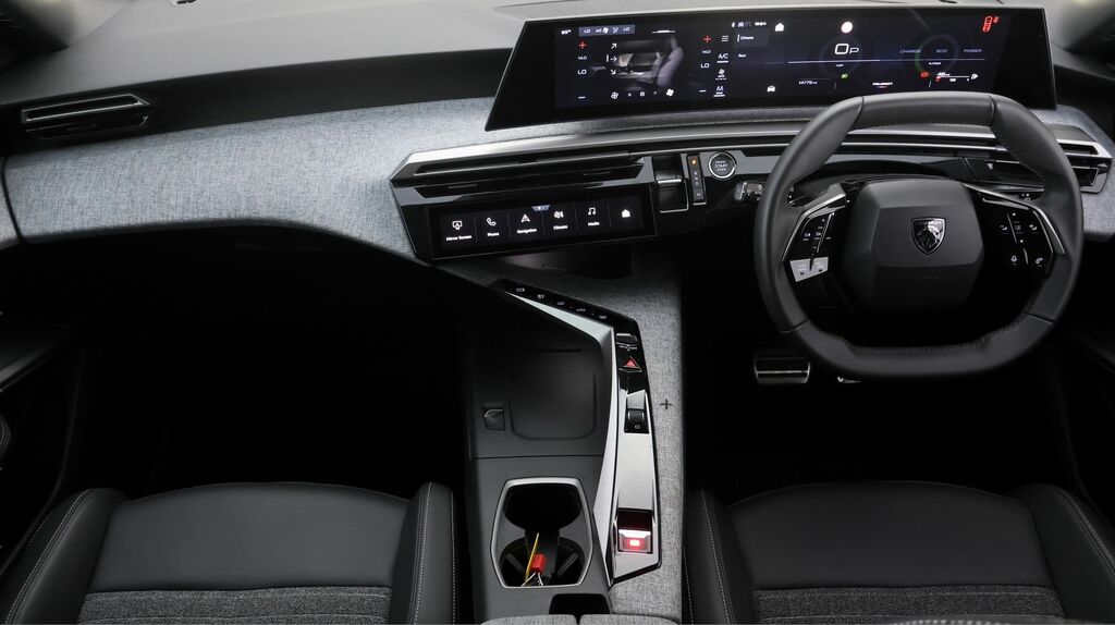 Peugeot 5008 1.2 Hybrid 145 Allure E-dsc6 Grey #12