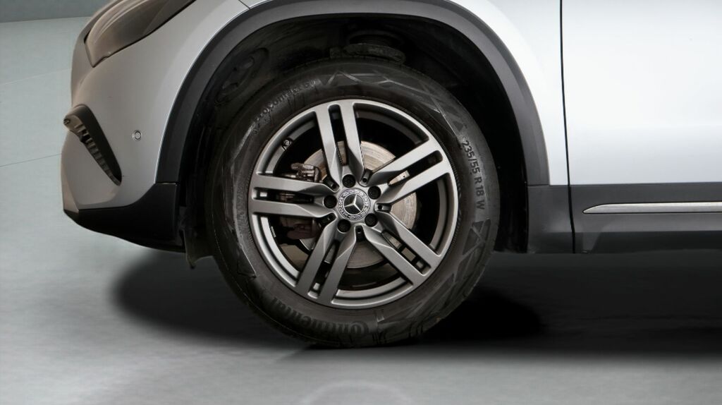 Mercedes-Benz GLA Class 1.3 Gla200h Mhev Amg Line Executive 7G-dct Euro Black #17