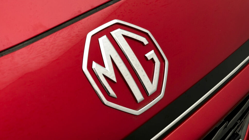 MG HS 1.5 T-gdi Trophy Suv Dct Euro 6 Ss Red #21