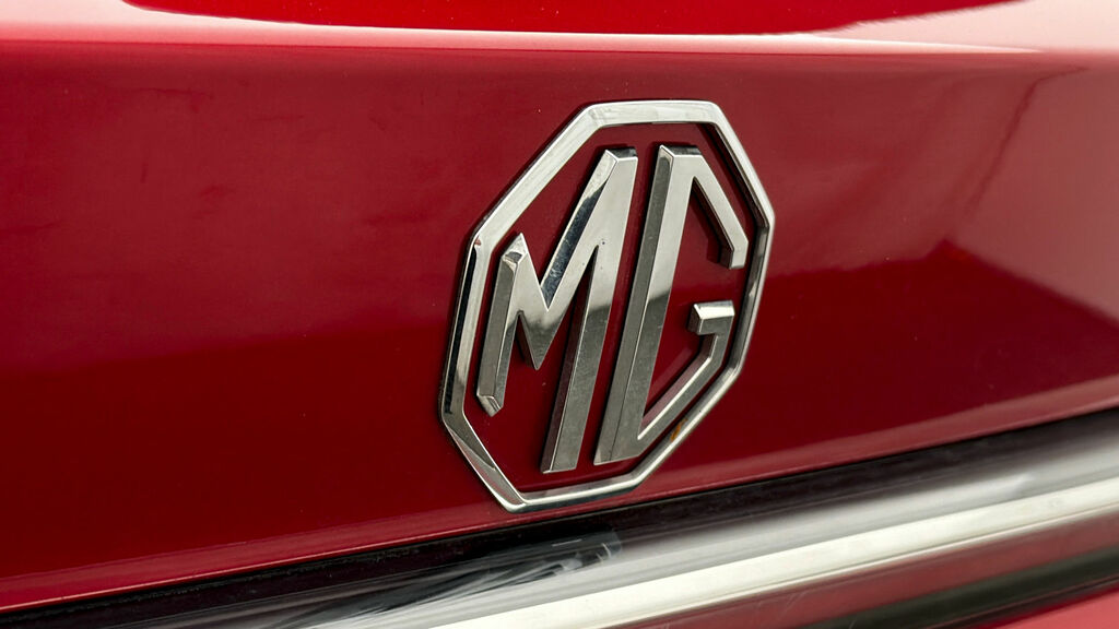 MG HS 1.5 T-gdi Trophy Suv Dct Euro 6 Ss Red #19
