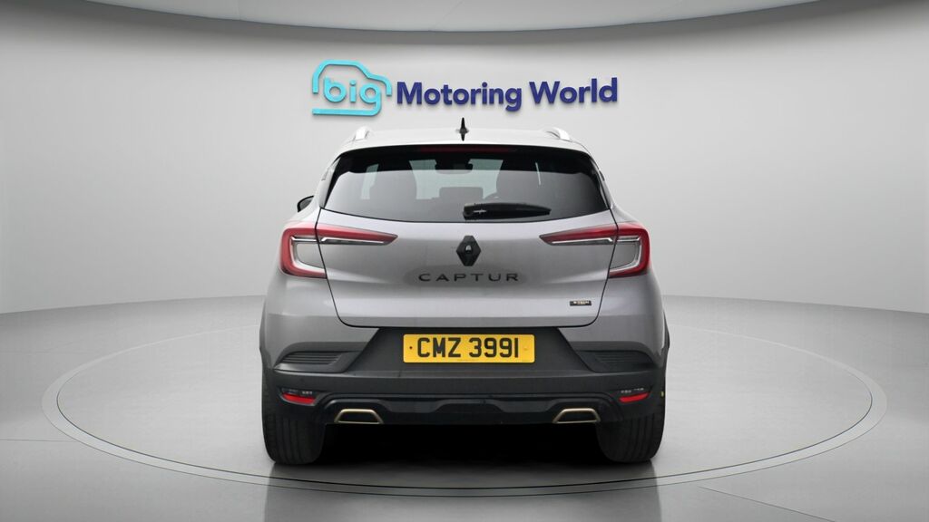 Renault Captur E-tech Engineered Black #6