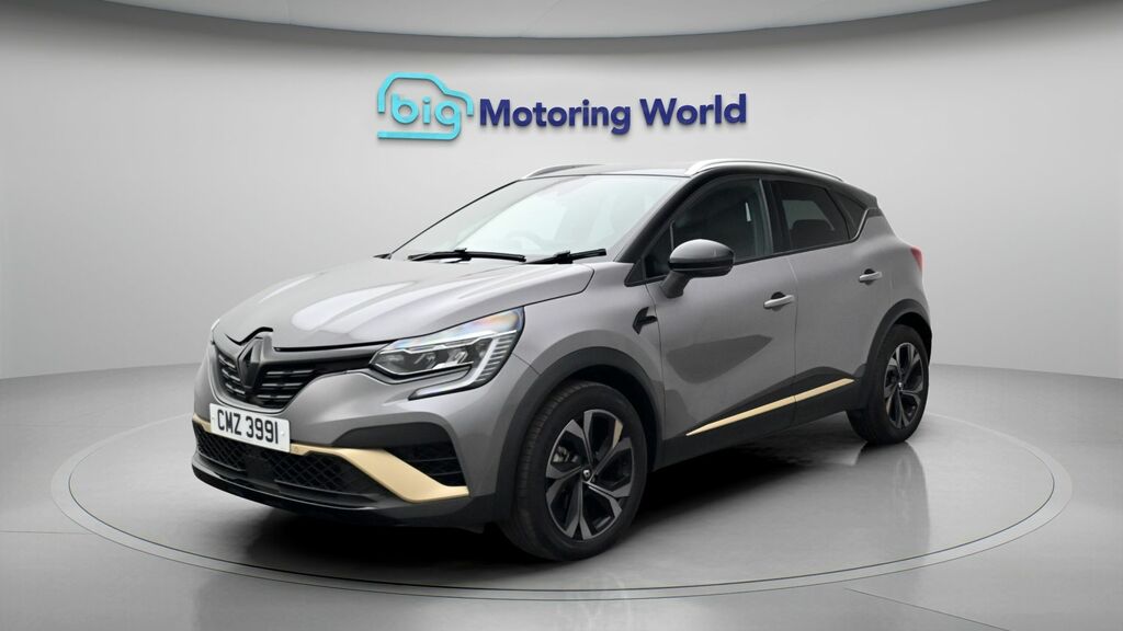 Renault Captur E-tech Engineered Black #3