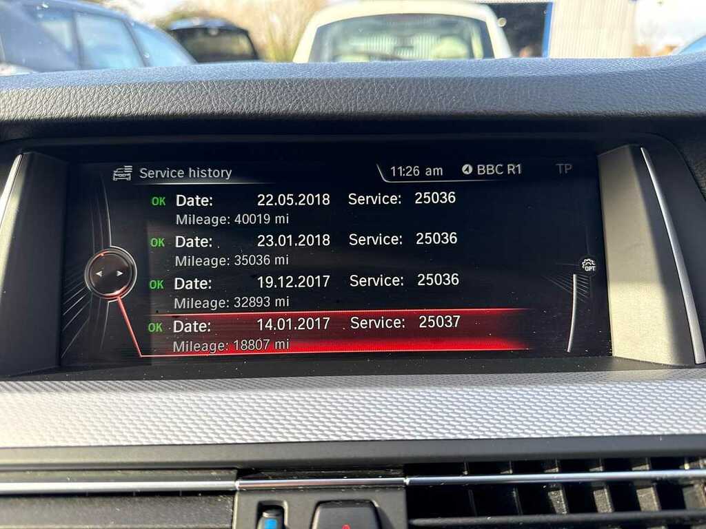 BMW 5 Series Saloon 520D M Sport 2015 White #41