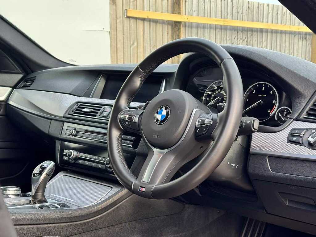 BMW 5 Series Saloon 520D M Sport 2015 White #33