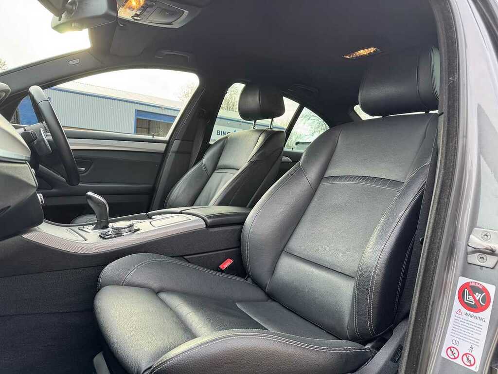 BMW 5 Series Saloon 520D M Sport 2015 White #35