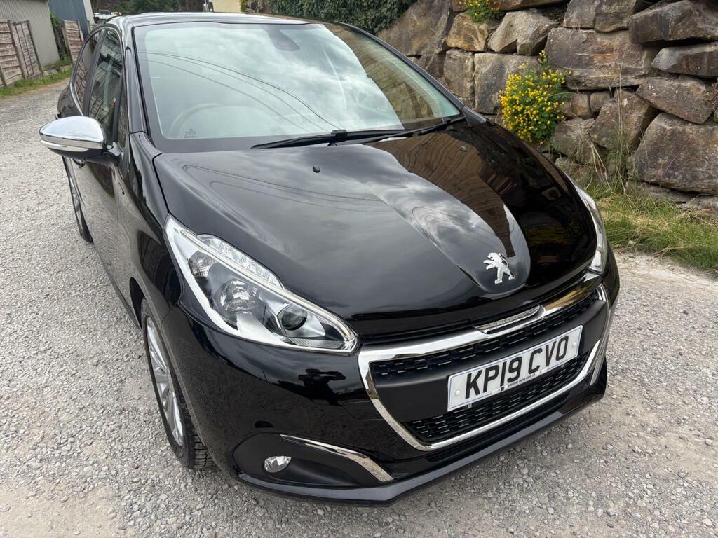 Peugeot 208 1.2 Puretech Signature Euro 6 S S Black #5