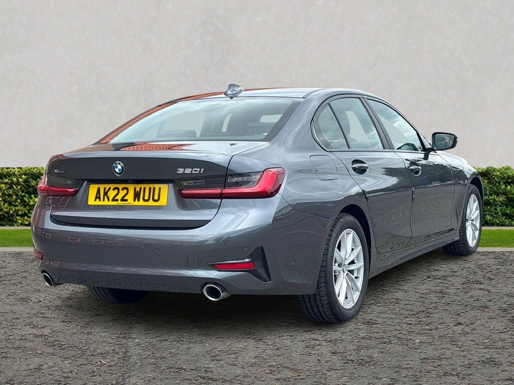 BMW 3 Series 320I Xdrive Se Pro Step AK22WUU Grey #3