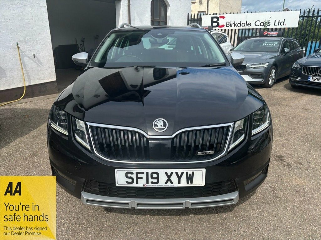 Skoda Octavia 2L Scout SF19XYW Black #4