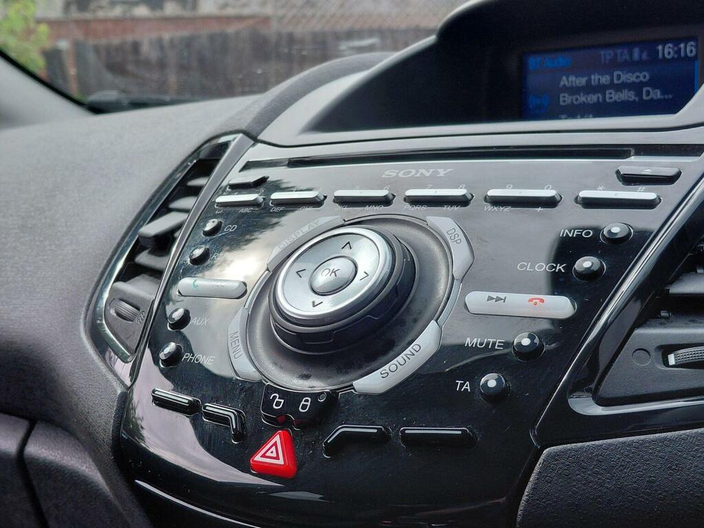 Ford Fiesta Hatchback 1.0T Ecoboost Titanium Euro 6 Ss Blue #3