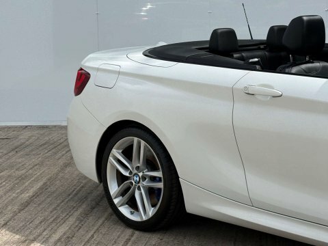 BMW 2 Series 2.0 220D M White #6