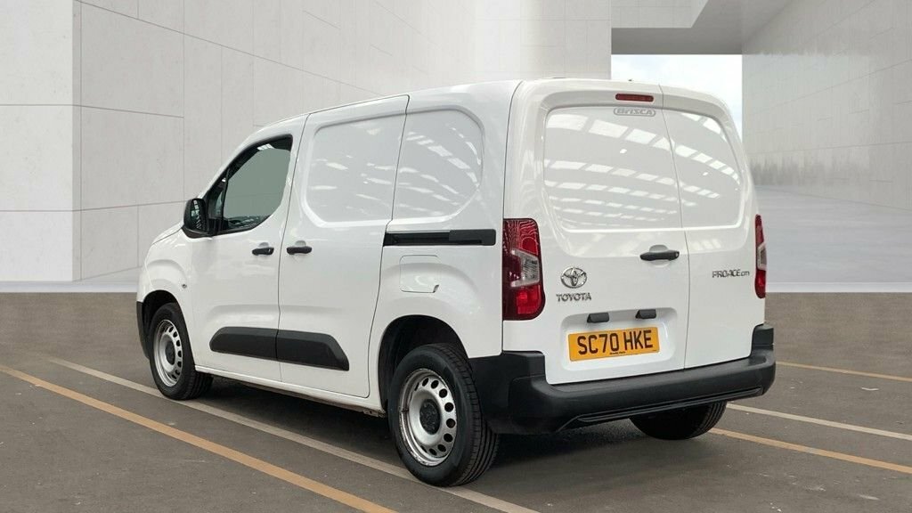 Toyota Proace City 1.5L Active White #2