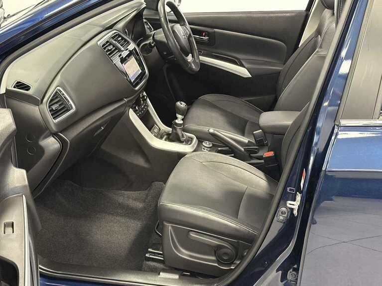 Suzuki SX4 S Cross 1.4 Boosterjet Sz5 Grey #26