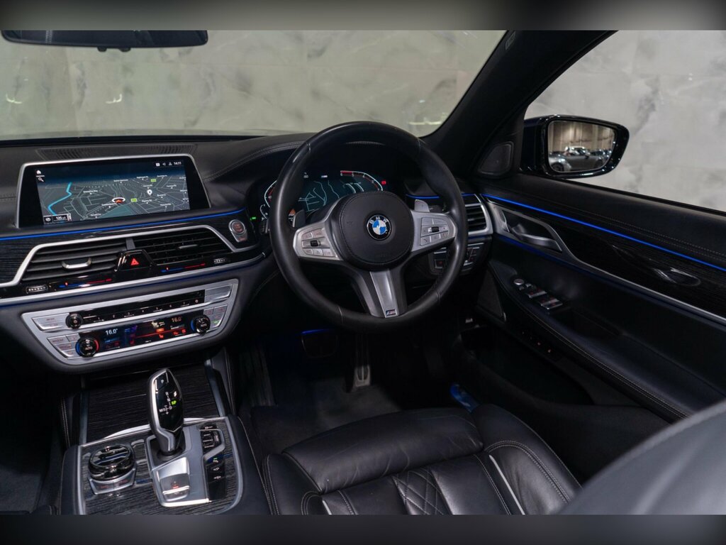 BMW 7 Series 745Le Xdrive M Sport Black #12