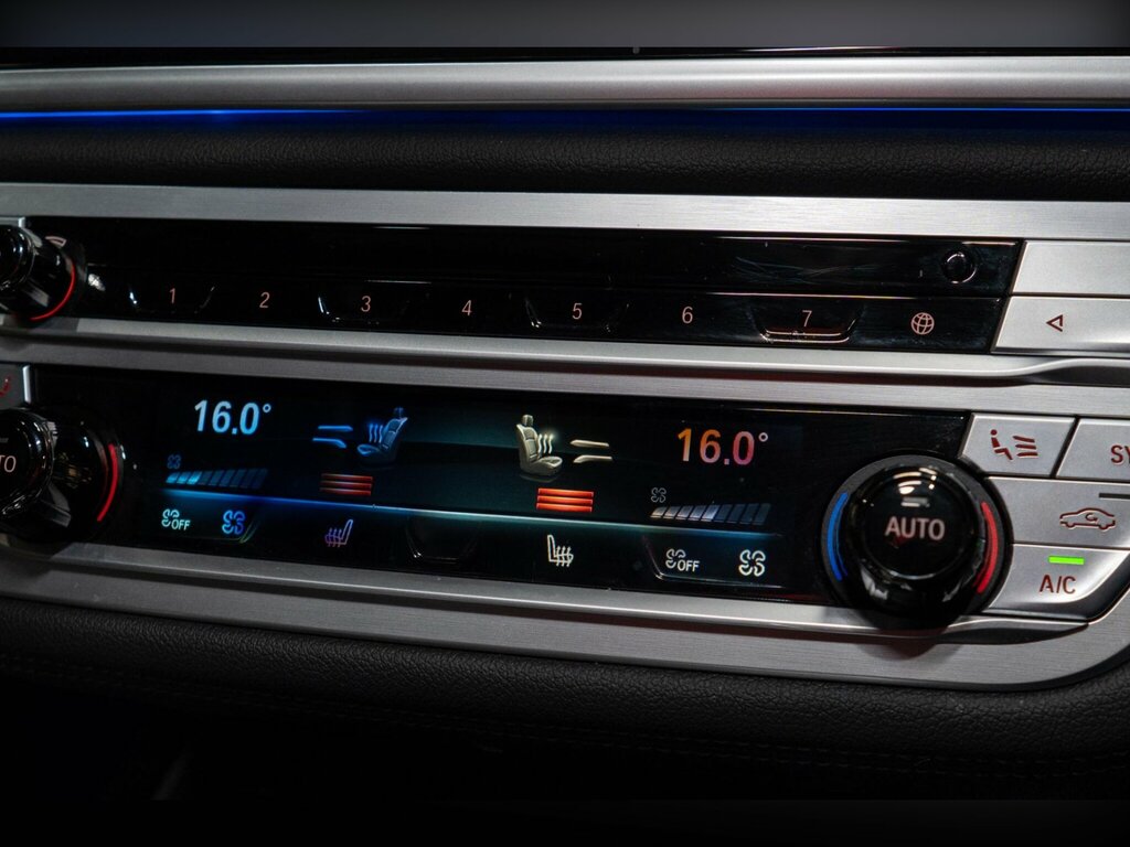 BMW 7 Series 745Le Xdrive M Sport Black #29
