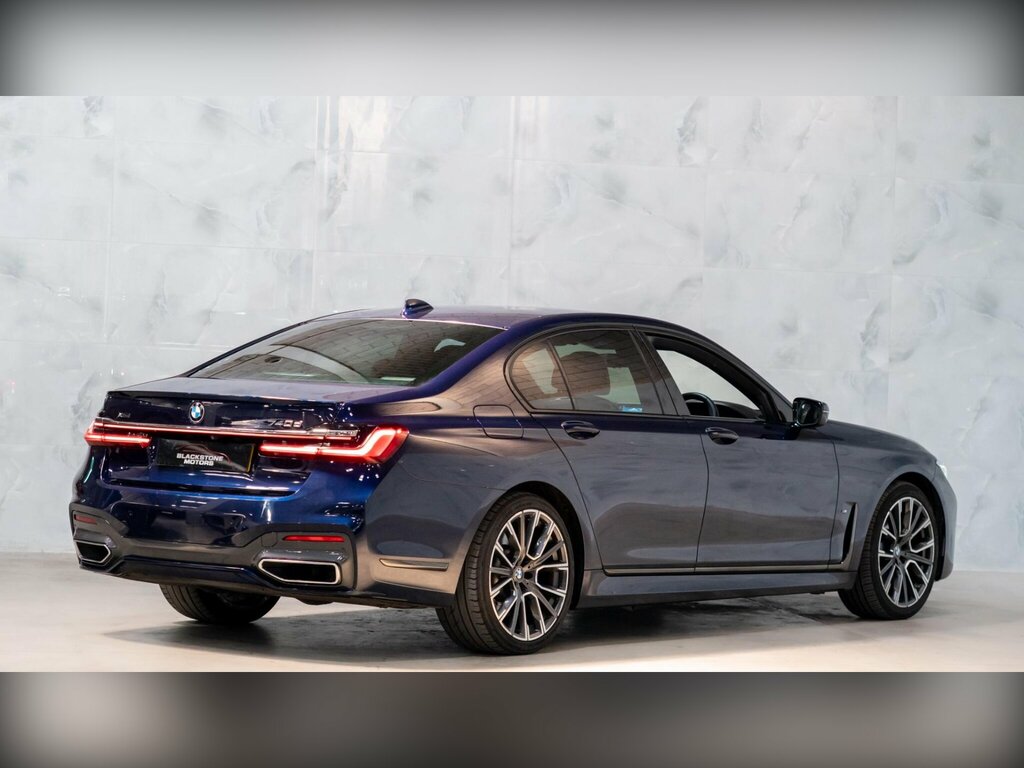 BMW 7 Series 745Le Xdrive M Sport Black #7