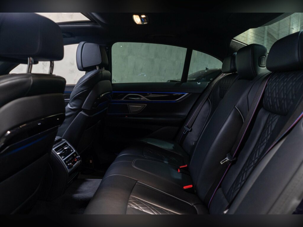 BMW 7 Series 745Le Xdrive M Sport Black #14
