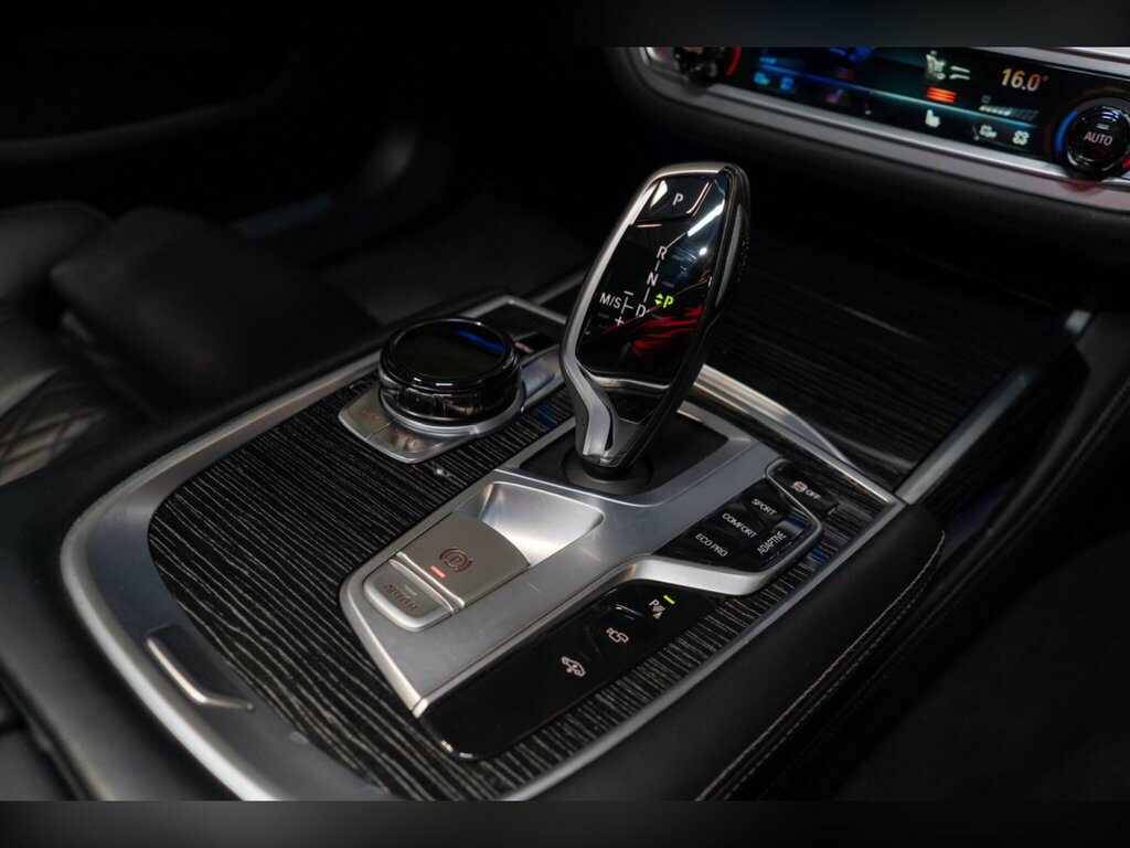 BMW 7 Series 745Le Xdrive M Sport Black #9