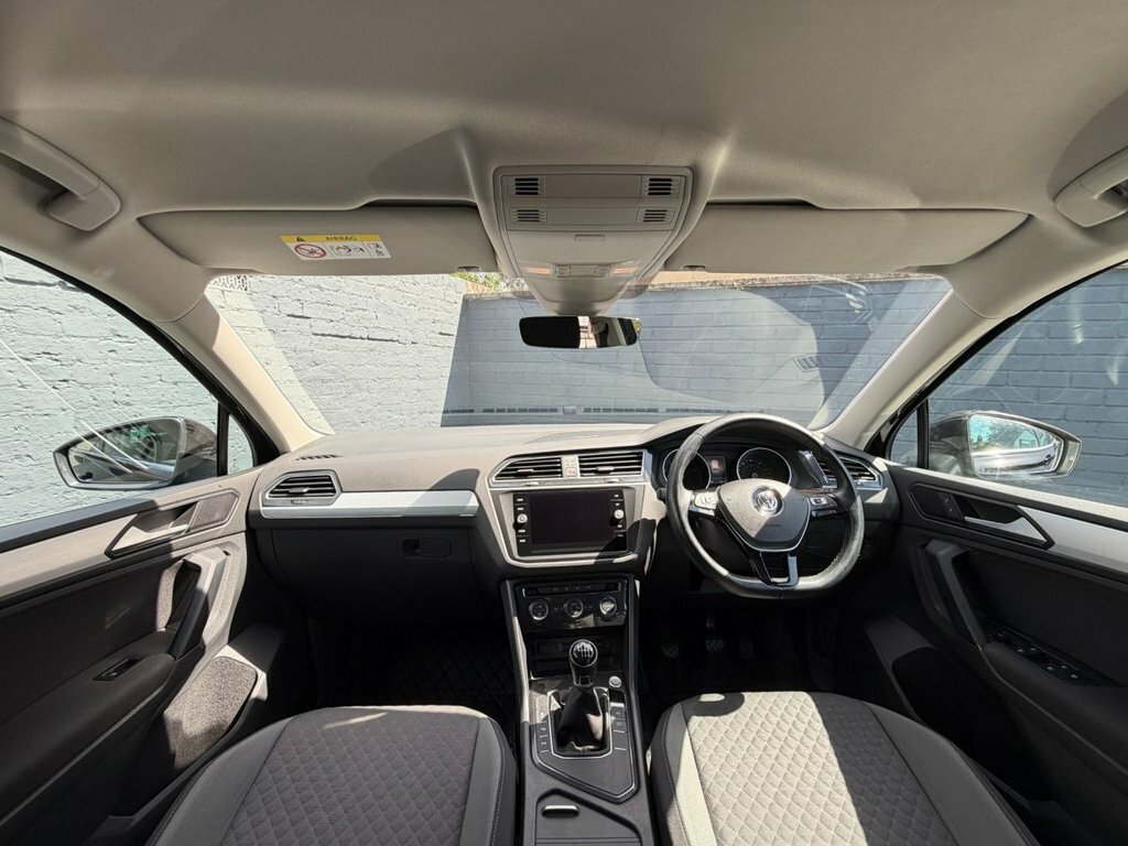 Volkswagen Tiguan 1.5L Match LB19ACF Black #2