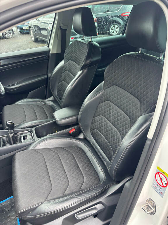 Skoda Kodiaq 2.0 Tdi Se Technology 4X4 White #5