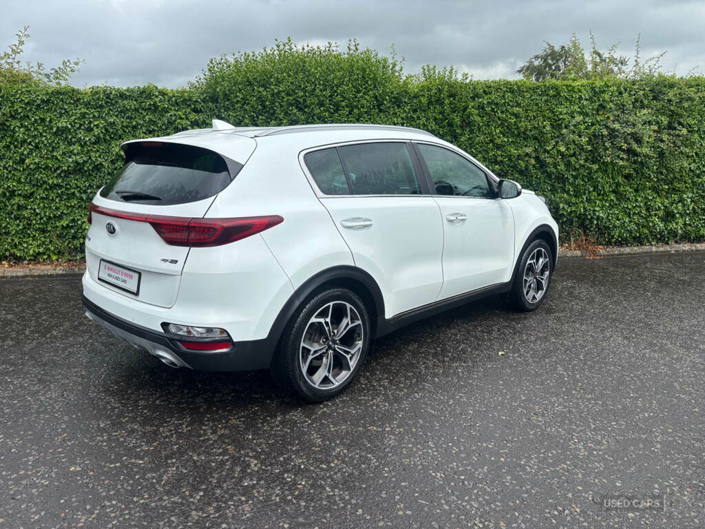 Kia Sportage 1.6 Crdi Isg Gt-line OGZ6769 White #2