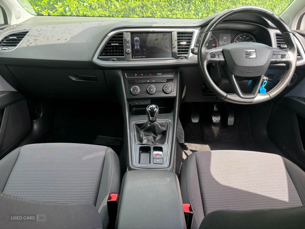 Seat Leon 1.6 Tdi Se Dynamic Ez White #5
