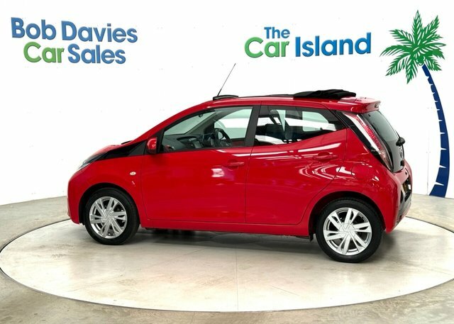 Toyota Aygo Vvt-i X-pression Hatchback Red #6