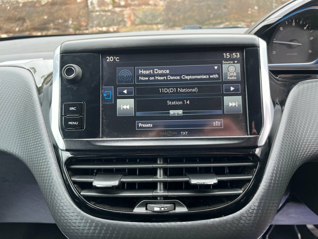Peugeot 2008 2008 Allure Bluehdi White #20