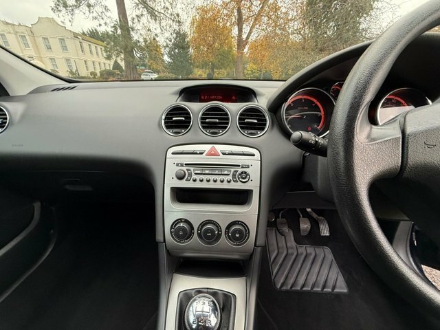Peugeot 308 SW 1.6 Vti S Silver #28