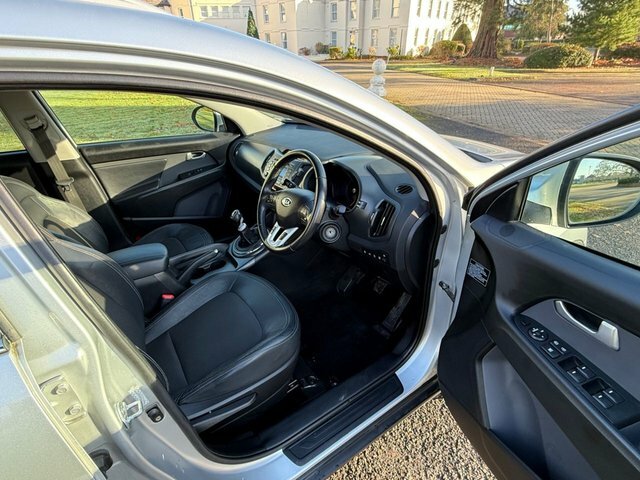 Kia Sportage Xs Crdi 138 Silver #23