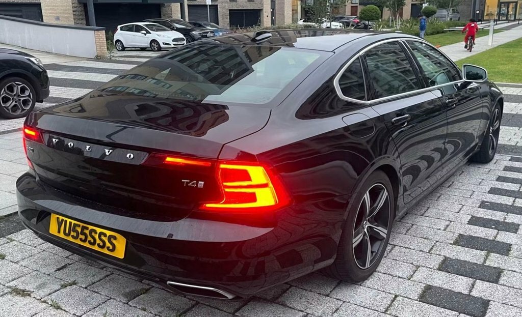 Volvo S90 2L R-design Plus Black #3
