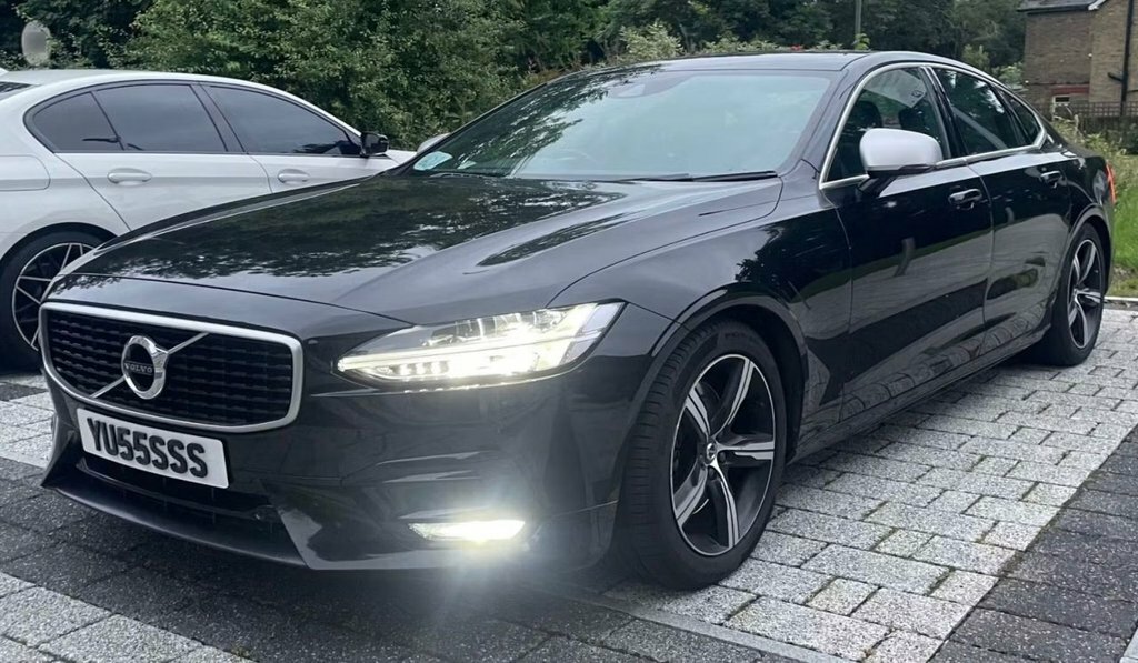 Volvo S90 2L R-design Plus Black #2