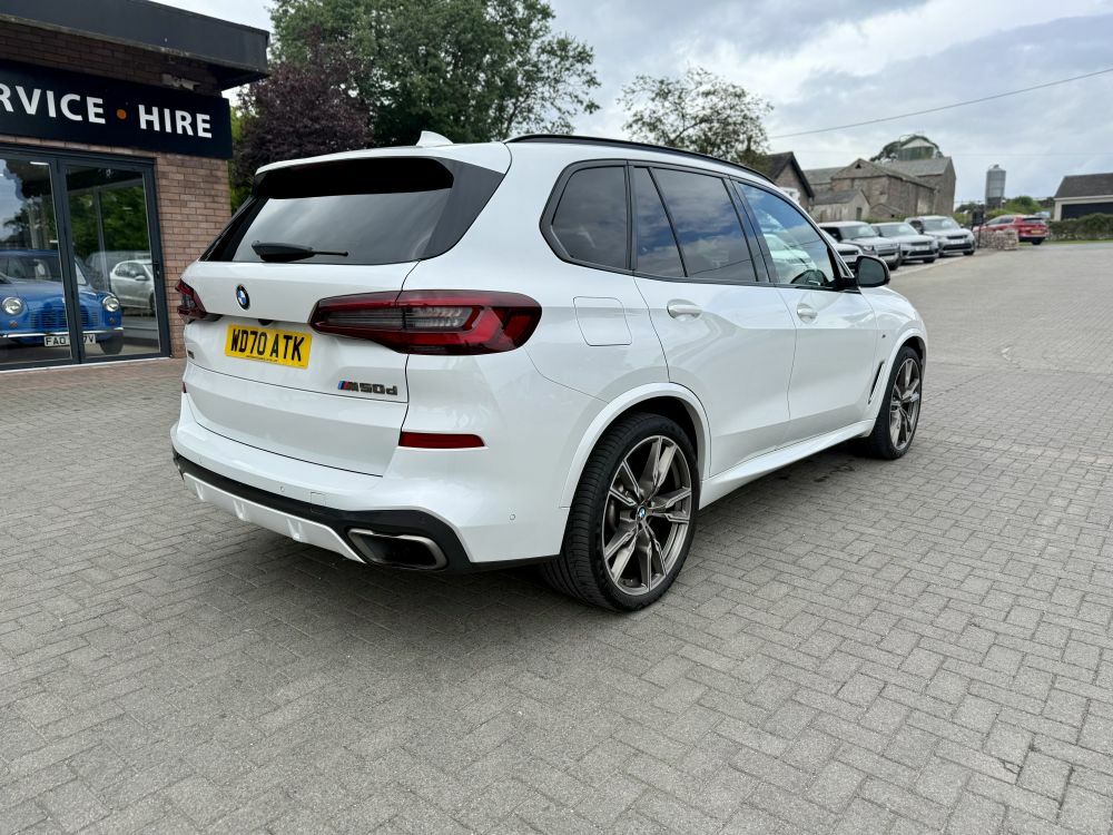 BMW X5 3.0 M50d Xdrive White #3