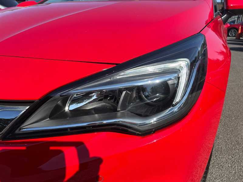 Vauxhall Astra 1.4T 16V 125 Elite Nav LK67UNX Red #4