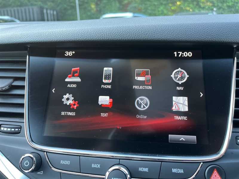 Vauxhall Astra 1.4T 16V 125 Elite Nav LK67UNX Red #2