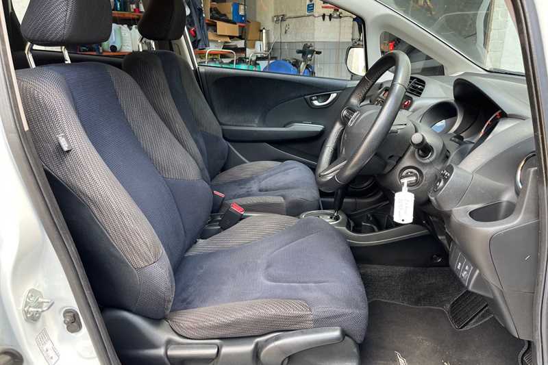 Honda Jazz 1.4 I-vtec Es Plus Cvt Euro 5 Grey #25