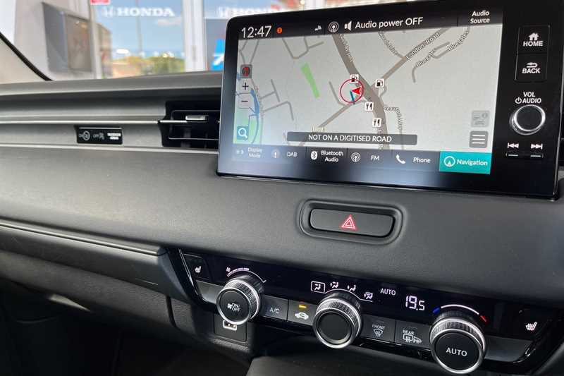 Honda Hr-V 1.5 Ehev Elegance Cvt White #5