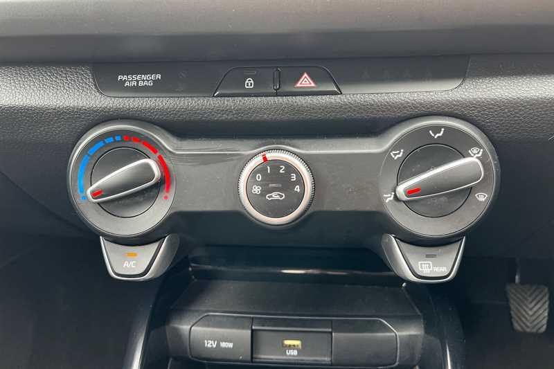 Kia RIO 1.2 1 Hatchback Euro 6 Ss 83 White #12