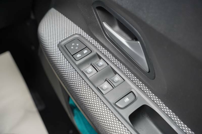 Dacia Sandero Stepway 1.0 Tce Extreme Hatchback Cvt Euro 6 S Green #20