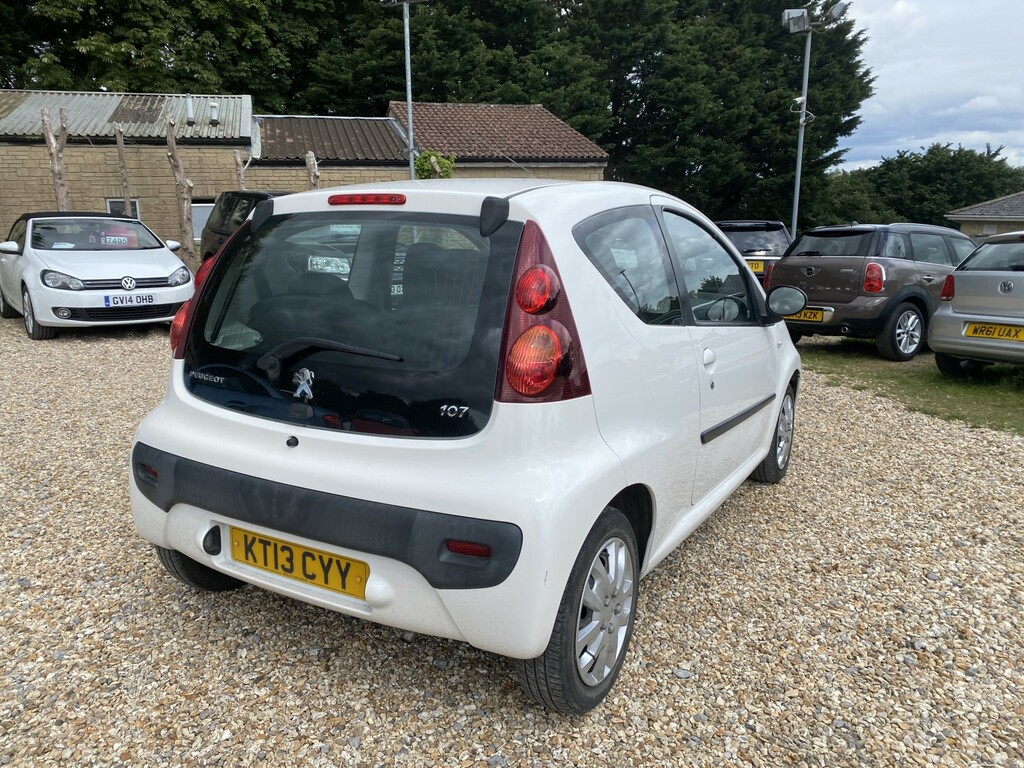 Peugeot 107 1.0 12V Active White #4