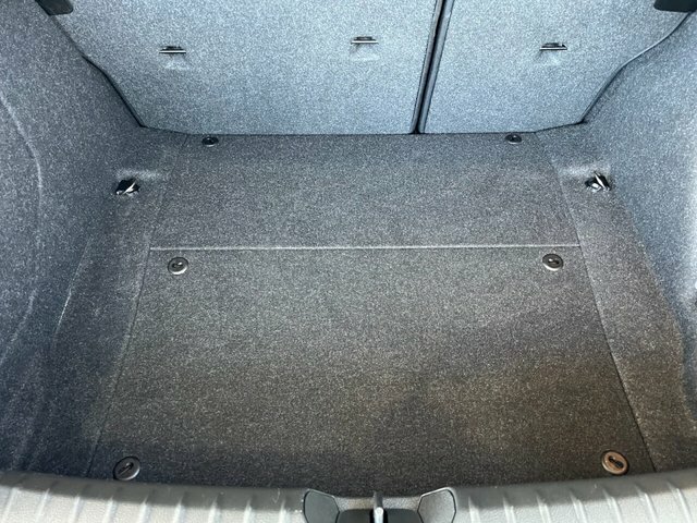 BMW 1 Series 118D Se Hatchback YL18OJV Black #6