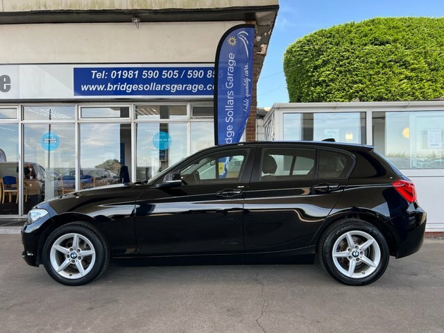 BMW 1 Series 118D Se Hatchback YL18OJV Black #2