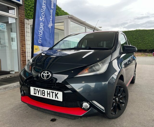 Toyota Aygo Vvt-i X-press Hatchback Grey