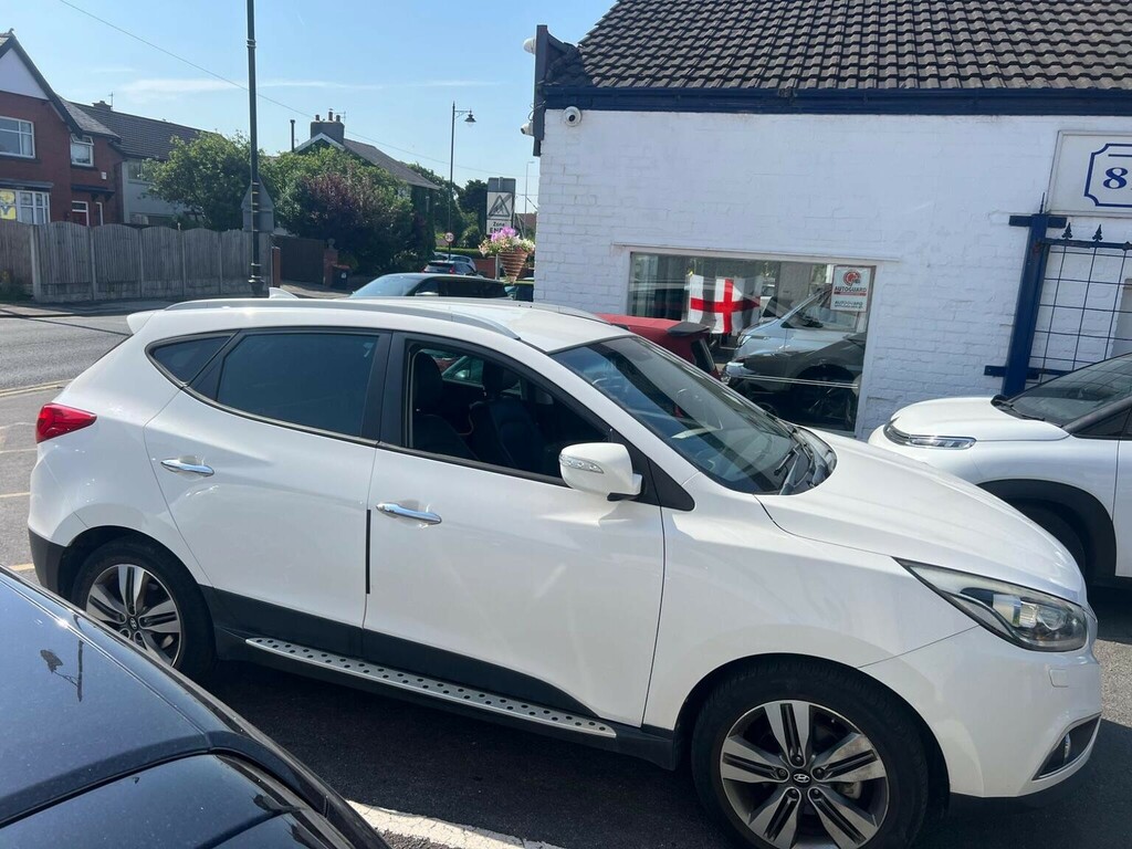 Hyundai Ix35 2.0 Crdi Premium Panorama 4Wd Euro 5 White #9