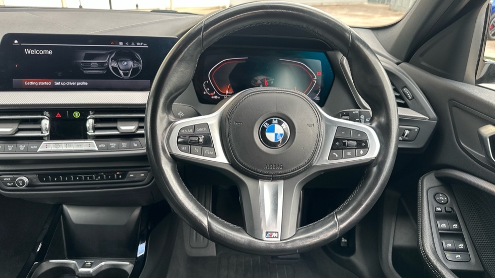 BMW 1 Series M Sport YC73ZVU White #5