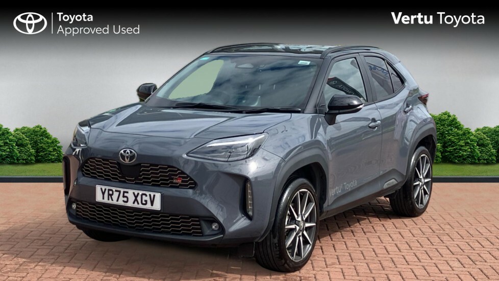 Toyota Yaris Cross Gr Sport YR75XGV Grey #3