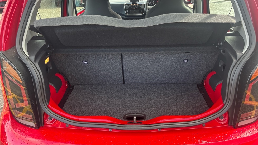 Volkswagen Up Move Up Tech Edition Red #4